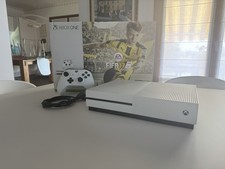 Xbox one 1tb usato  Gemona del Friuli