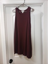 Basics maroon tank for sale  Westfield