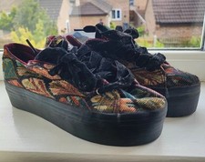 tapestry shoes 7 for sale tapestry shoes 7 for sale YORK