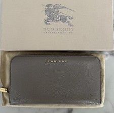 Carteira Burberry com zíper, usado comprar usado  Enviando para Brazil