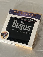 CARTEIRA CD VINTAGE 1996 BEATLES ANTHOLOGY, COURO EM RELEVO ESTILO COM CAIXA ORIGINAL!! comprar usado  Enviando para Brazil
