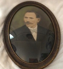 Usado, Moldura de vidro bolha antiga retrato convexo jovem  comprar usado Usado, Moldura de vidro bolha antiga retrato convexo jovem  comprar usado  Enviando para Brazil