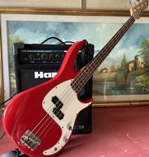 Chitarra elettrica basso usato  Italia