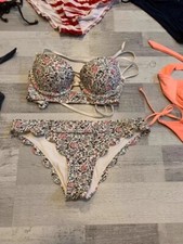Bikini hollister blumen gebraucht kaufen Bikini hollister blumen gebraucht kaufen  Reutlingen