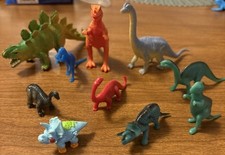 Lot plastic dinosaurs for sale  Beaufort