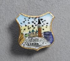 Distintivo smaltato spilla usato  Monte di Procida