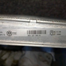 1k0121251bk radiatore volkswag usato  Italia