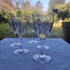 Petits verres anciens d'occasion  Saint-Macaire