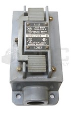 NOVA ESTAÇÃO DE BOTÃO ALLEN BRADLEY 800S-2SD4/M 600VAC TIPO 4 comprar usado  Enviando para Brazil