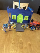 Opções de Personagem Captain Scooby Mega Pirate Fort 2,5” Scooby Doo 7 Figuras Van, usado comprar usado Opções de Personagem Captain Scooby Mega Pirate Fort 2,5” Scooby Doo 7 Figuras Van, usado comprar usado  Enviando para Brazil