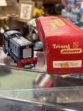 Triang r253 black for sale  HAWICK