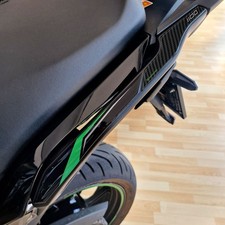 Adesivi resinati moto usato  Bibbiano