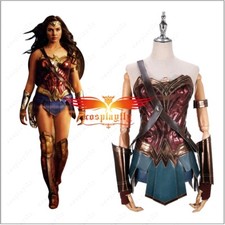 Wonder woman xmas d'occasion  Expédié en Belgium