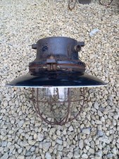 Grosse lampe industrielle d'occasion  Sarreguemines