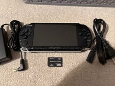 Console Sony PSP 3001 preto - com carregador e cartão de memória testado limpo LEIA comprar usado Console Sony PSP 3001 preto - com carregador e cartão de memória testado limpo LEIA comprar usado  Enviando para Brazil