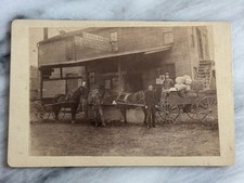 Cartão de armário antigo – Long Bros Grain & Hay Storefront, carroça de cavalo c.1890s comprar usado  Cartão de armário antigo – Long Bros Grain & Hay Storefront, carroça de cavalo c.1890s comprar usado  Enviando para Brazil