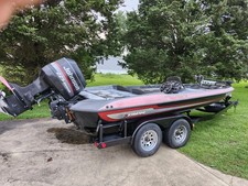 Stratos bass boat for sale  Mechanicsville