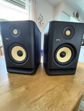 Pares de alto-falantes KRK Systems Rokit 5 monitor de estúdio alimentado comprar usado  Enviando para Brazil