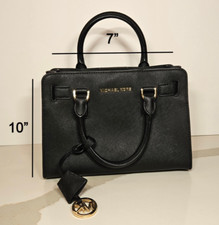Michael kors woman for sale  Glendale