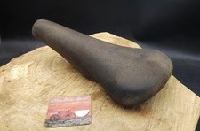 Selle cuir daim d'occasion  Saint-Privat-des-Vieux