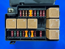 1998 1999 Jaguar XK8 4.0L - CAIXA DE RELÉ DE FUSÍVEIS DO COMPARTIMENTO DO MOTOR LJB2822AB comprar usado 1998 1999 Jaguar XK8 4.0L - CAIXA DE RELÉ DE FUSÍVEIS DO COMPARTIMENTO DO MOTOR LJB2822AB comprar usado  Enviando para Brazil