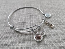 Pulseira edição especial Disney tom prata 90 berloques pulseira joias da moda comprar usado  Enviando para Brazil
