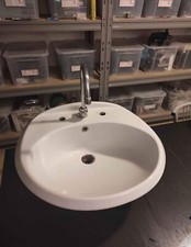Lavandino bagno ceramica usato  Massarosa