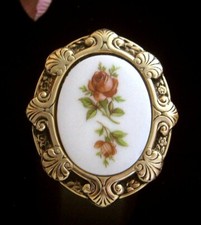 Vintage cameo brooch for sale  Wabash