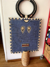 Masque africain forme d'occasion Masque africain forme d'occasion  Paris XVII