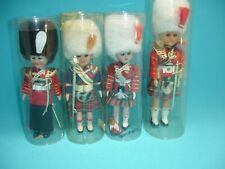 Lot poupees folkloriques d'occasion Lot poupees folkloriques d'occasion  Évin-Malmaison