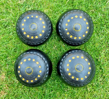 Set henselite lawn for sale  SELBY