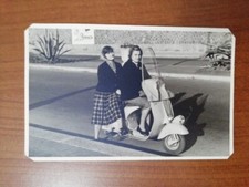Fotocartolina genova ragazze usato  Genova