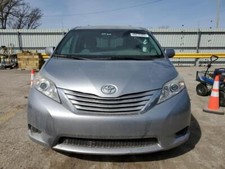 Conjunto de farol direito usado serve: 2015 Toyota Sienna halogênio lente transparente direita comprar usado  Enviando para Brazil