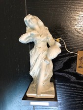 Statua scultura porcellana usato  Cassano Magnago