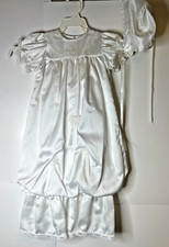 Vintage something pretty for sale  Fairport