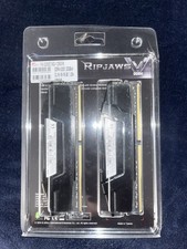 Módulo de memória G.Skill Ripjaws V F4-3200C16Q-128GVK 128 GB 4 x 32 GB DDR4 3200 MH, usado comprar usado  Enviando para Brazil