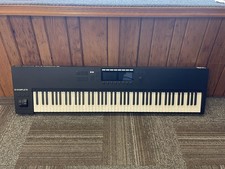 Komplete kontrol s88 for sale  Oakland