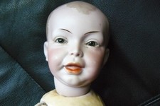 Souriant bebe caractere d'occasion  Luisant
