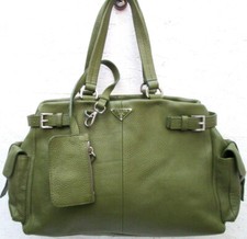 Prada grand sac d'occasion  Montferrand-le-Château