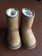 Ugg australia boots for sale  STANMORE