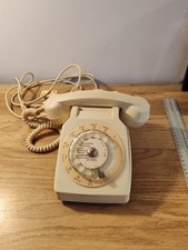 Ancien téléphone blanc d'occasion  Saint-Saëns