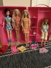 Boneca Barbie Mattel vintage 2000 guarda-roupa CarryCase Inc 4 Barbies, roupas, sapatos comprar usado  Enviando para Brazil