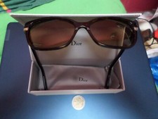 Paire lunettes soleil d'occasion  Marseille V