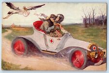 Cartão postal de artista assinado por St. John casal carro de passeio cegonha bebê c1910 antigo, usado comprar usado  Enviando para Brazil