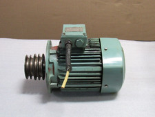 MEZ MOHELNICE MOTOR AP90L-2 2467823 3PH 2.2 KW 3470RPM 220/440V - USED comprar usado MEZ MOHELNICE MOTOR AP90L-2 2467823 3PH 2.2 KW 3470RPM 220/440V - USED comprar usado  Enviando para Brazil