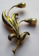 Ancienne broche élégante d'occasion  Perros-Guirec