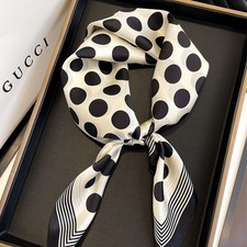 Lenço feminino quadrado l00% seda 27" lenço bandan branco preto ponto comprar usado  Enviando para Brazil