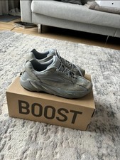 Yeezy 700 V2 Hospital Blue - 43 1/3 - Bardzo dobrze zachowany na sprzedaż  Wysyłka do Poland