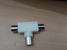 Connettore spina presa usato Connettore spina presa usato  Vertemate con Minoprio