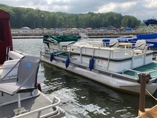 1996 lowe suncruiser for sale  Patton